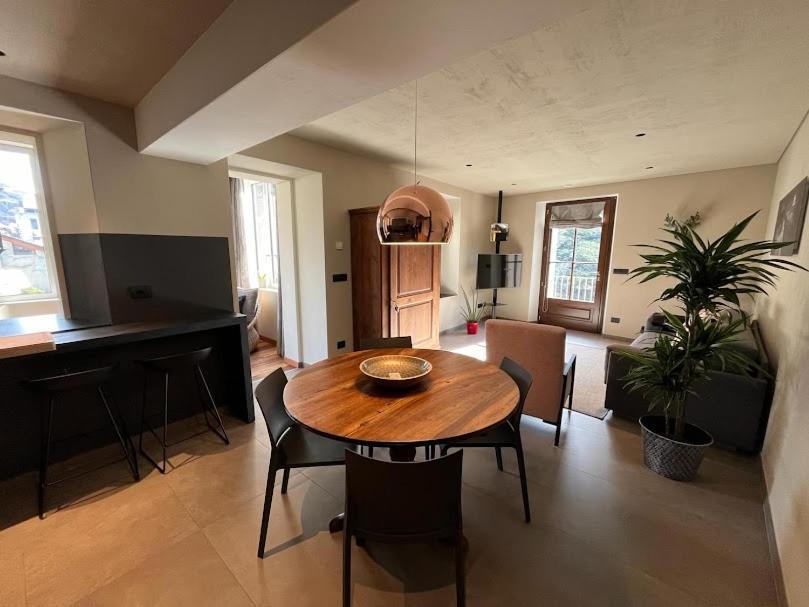 Casa Di Sant'Anselmo Aosta - Il Parco Appartement Buitenkant foto
