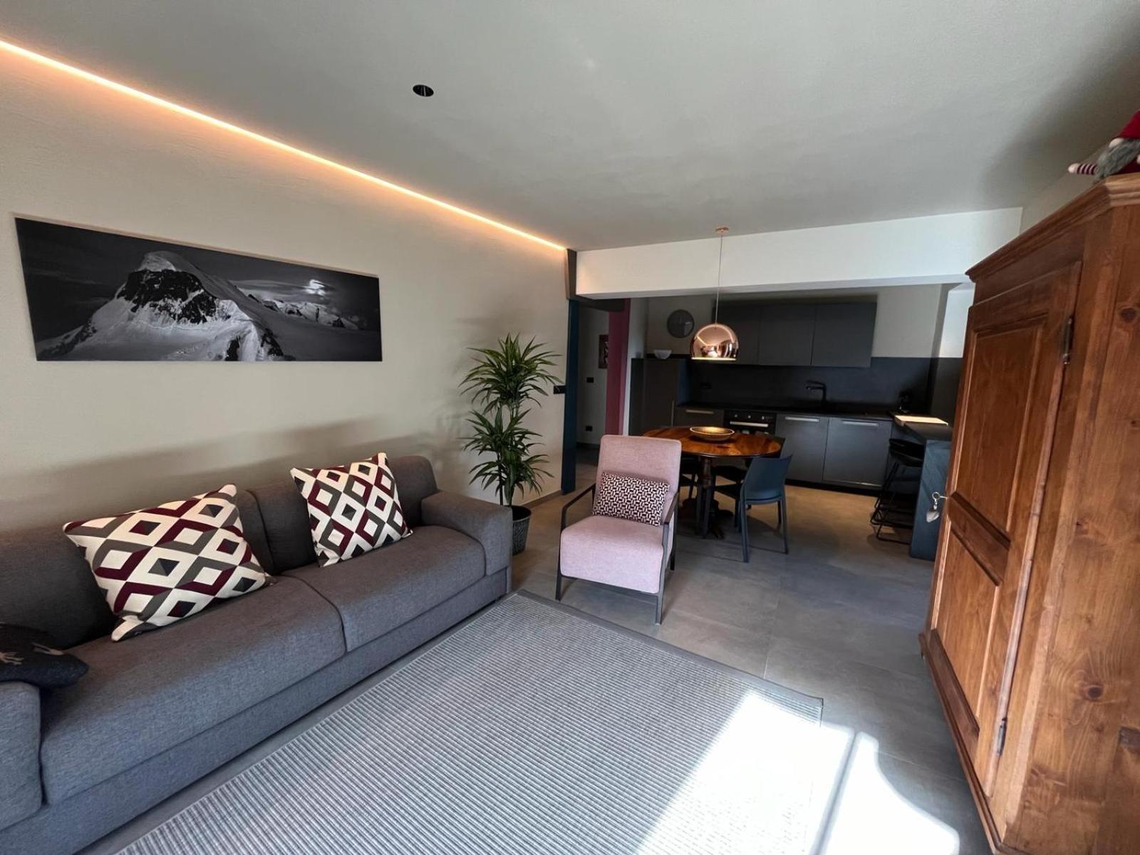 Casa Di Sant'Anselmo Aosta - Il Parco Appartement Buitenkant foto